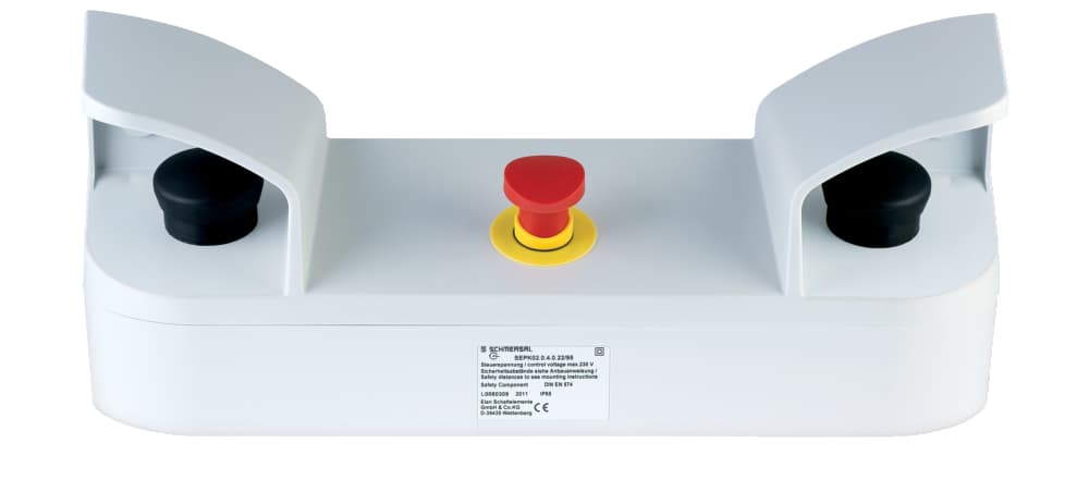 Schmersal SEPK02.0.4.0.22/95 SEPK02.0.4.0.22/95 Schmersal - Two-hand control panels; Thermoplastic enclosure; 2 black operating buttons (positioning parts) Ø 55; 1 Emergency Stop button in thermoplastic version; Stand and wall mounting possible; 2 part enclosure SEPK02.0.4.0.22/95 on Advantage Electric Supply